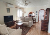 Chalet independiente con terreno en venta en la España, Torrevieja, ref: TR410805 foto