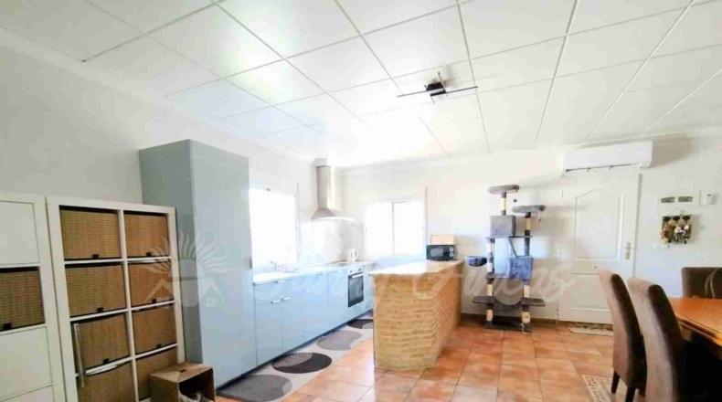 Albacete - Caudete - 8300m2