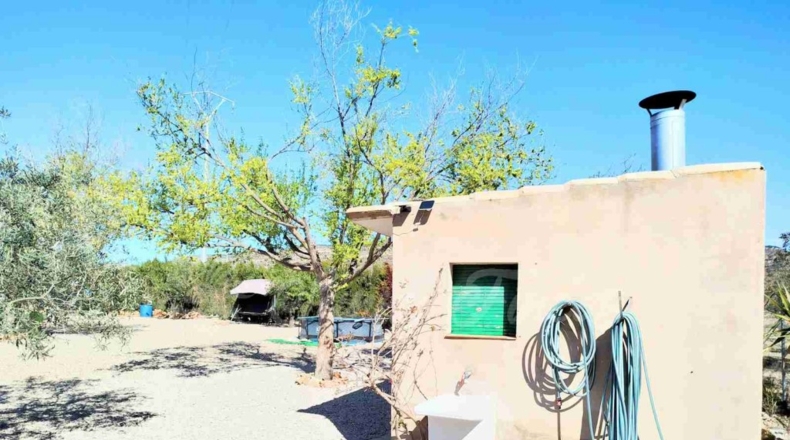 Albacete - Caudete - 8300m2