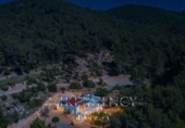 Xalet independent amb terreny en venda a Santa Eulària des Riu ref.: TR284327 foto
