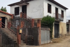 Amoeiro 1000&nbsp;m² 