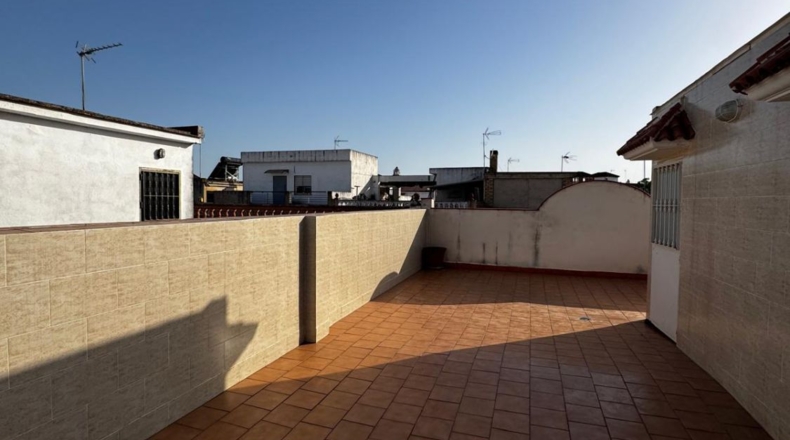 Seville - Dos Hermanas - 205m2