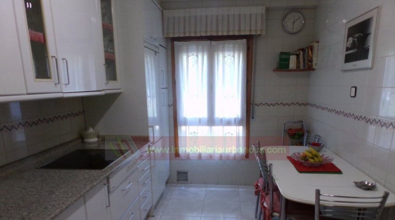 Ла-Риоха - Lardero - 200m2