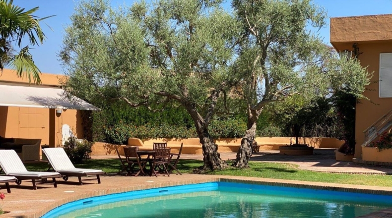 Sevilla - Alcalá de Guadaíra - 2320m2