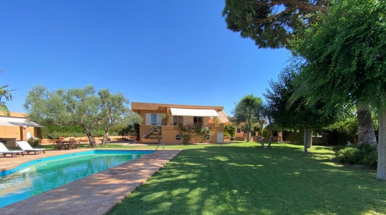 Sevilla - Alcalá de Guadaíra - 2320m2
