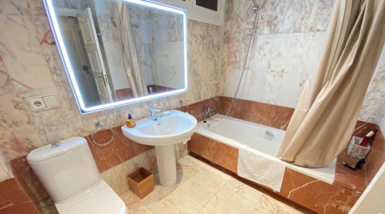 Sevilla - Alcalá de Guadaíra - 2320m2