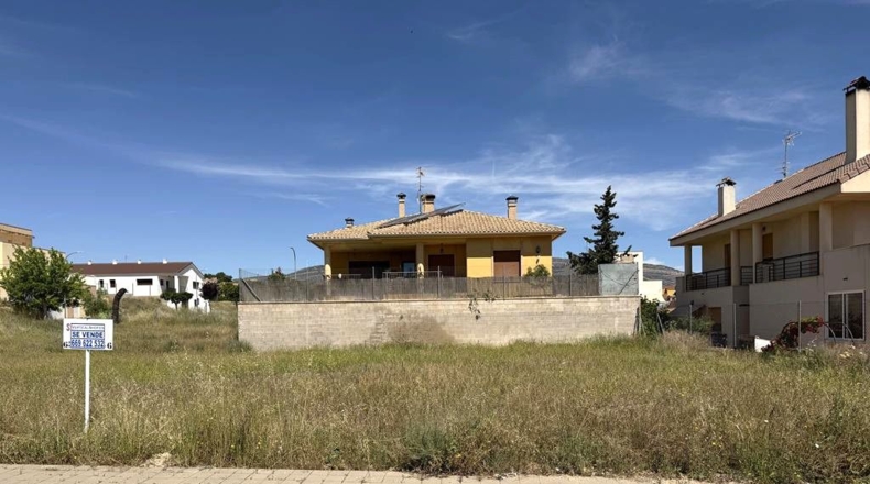 Albacete - Cabdet - 378m2