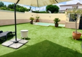 Chalet independiente con terreno en alquiler en Espartinas ref: TR411033 foto