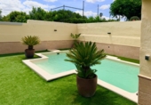 Chalet independiente con terreno en alquiler en Espartinas ref: TR411033 foto