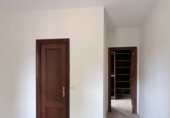 Chalet independiente con terreno en alquiler en Espartinas ref: TR411033 foto