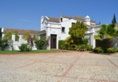 Vil·la amb terreny en venda a Marbella ref.: TR187571 foto