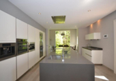 Vil·la amb terreny en venda a Marbella ref.: TR187571 foto