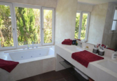 Vil·la amb terreny en venda a Marbella ref.: TR187571 foto