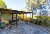 Chalet independiente con terreno en venta en la Bisbal del Penedès ref: TR59183 foto