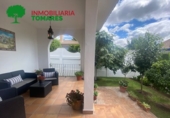 Xalet independent amb terreny en venda a Tomares ref.: TR44575 foto