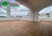 Xalet independent amb terreny en venda a Tomares ref.: TR44575 foto