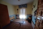 Дом с участком на продажу в городе Fuensanta. Фото
