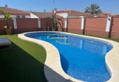 Chalet independiente con terreno en venta en Matalascañas ref: TR410967 foto
