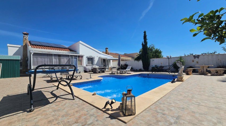 Almería - Huércal-Overa - 576m2