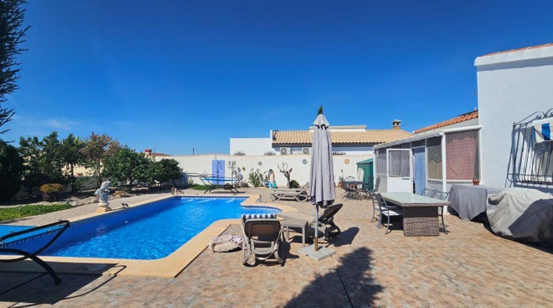 Almería - Huércal-Overa - 576m2