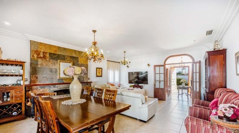 Cádiz - Чиклана-де-ла-Фронтера - 606m2