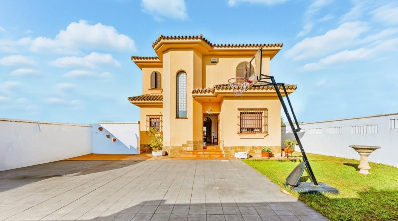 Cádiz - Чиклана-де-ла-Фронтера - 606m2