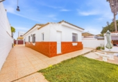 Xalet independent amb terreny en venda a Chiclana de la Frontera ref.: TR397185 foto
