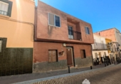 Villa with land for sale on España, Navas de San Juan, ref: TR411040 photo