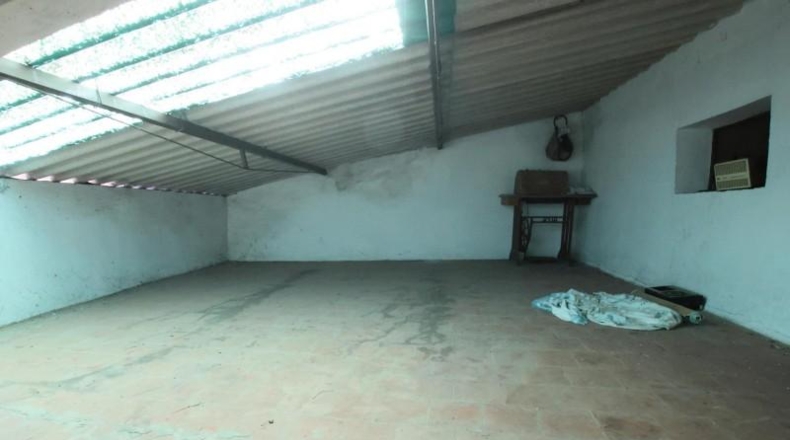 Badajoz - Лобон - 293m2