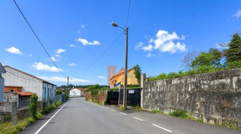 La Coruña - Noia - 1174m2
