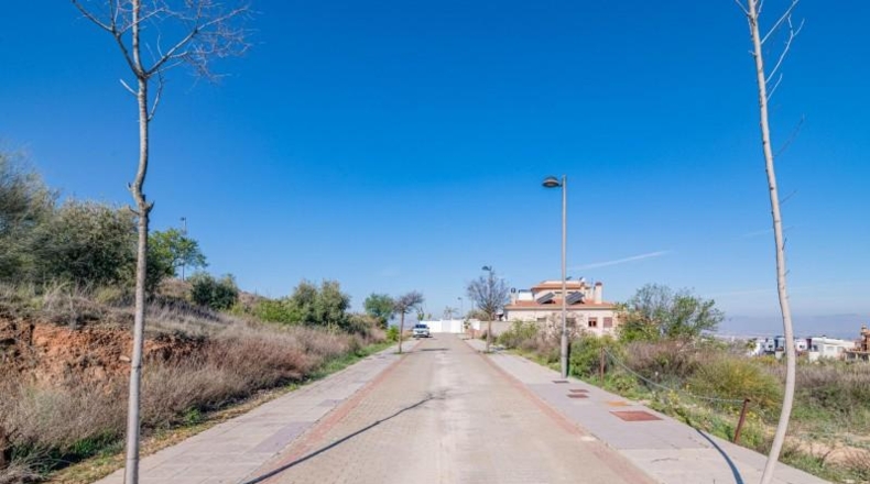 Granada - La Zubia - 1097m2