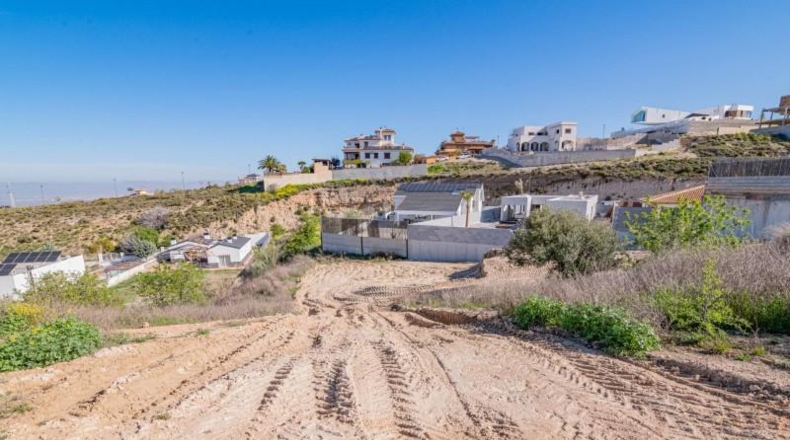 Granada - La Zubia - 1097m2