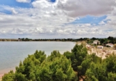 Xalet independent amb terreny en venda a la España, Villafranca de los Caballeros, ref.: TR304689 foto