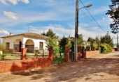 Xalet independent amb terreny en venda a la España, Villafranca de los Caballeros, ref.: TR304689 foto