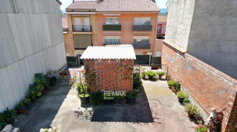 Жирона - la Bisbal d'Empordà - 120m2
