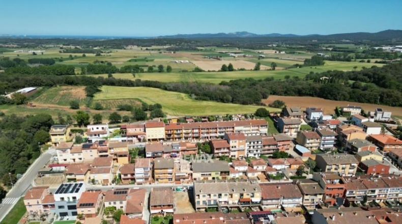 Жирона - la Bisbal d'Empordà - 120m2