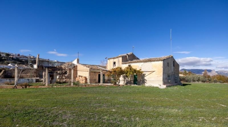Granada - Baza - 5049m2