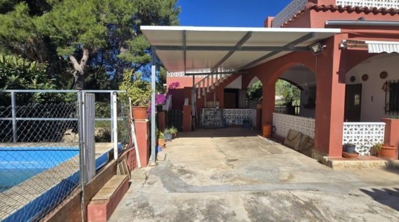 Valencia - Picassent - 1800m2