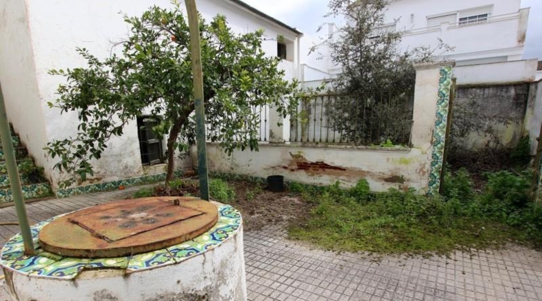 Badajoz - Пуэбла-де-ла-Касада - 601m2