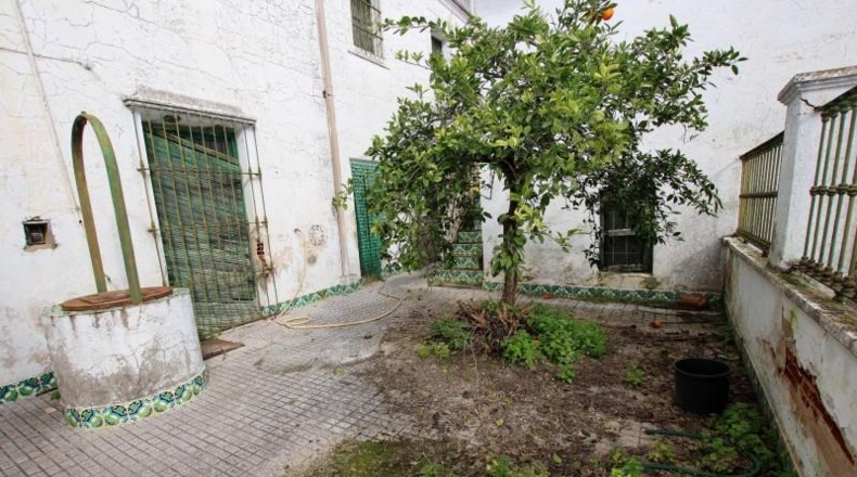 Badajoz - Пуэбла-де-ла-Касада - 601m2