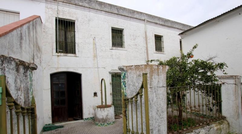 Badajoz - Пуэбла-де-ла-Касада - 601m2