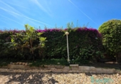 Дом с участком на продажу в городе Castelldefels Фото