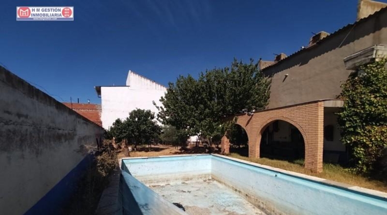 Ciudad Real - Herencia - 705m2
