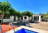 Chalet independiente con terreno en venta en la España, la Sénia, ref: TR411284 foto