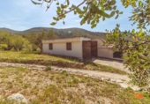 Chalet independiente con terreno en venta en la España, Ulldecona, ref: TR411293 foto