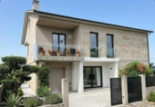 Chalet independiente con terreno en venta en la España, Ourense, ref: TR411299 foto