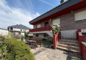 Chalet independiente con terreno en venta en la España, Ponferrada, ref: TR223641 foto