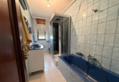 Chalet independiente con terreno en venta en la España, Ponferrada, ref: TR223641 foto