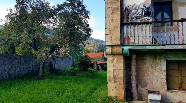 Cantabria - Los Corrales de Buelna - 542m2