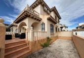 Casa de pueblo en venta en la España, Orihuela, ref: TR411358 foto